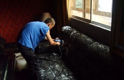 深圳清洁案例：清洗沙发